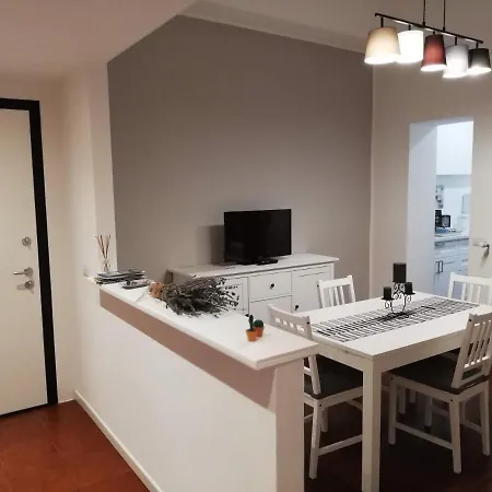 Davide & Mary Friendly House *